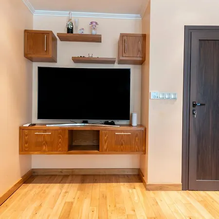 Yono - Spacious 2-bedroom Near Center & Stadium